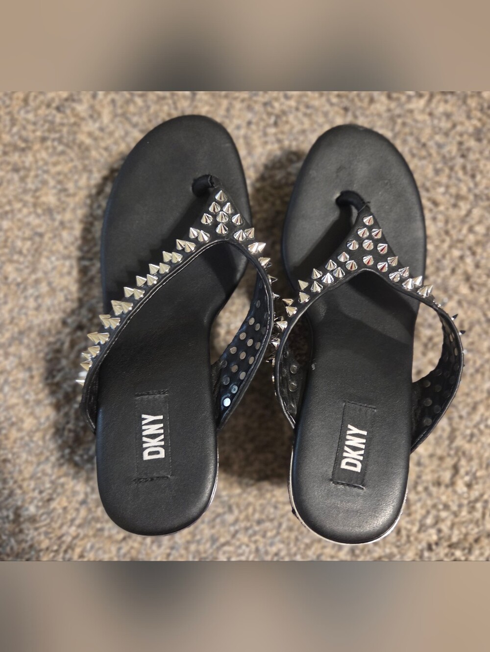DKNY Black Studded Thong Sandals with Silver Spikes,size 8 Gc